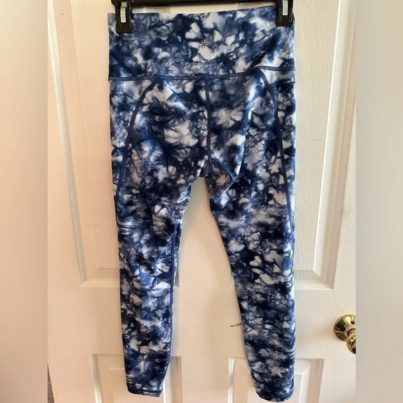 ATHLETA Blue Tie Dye Extra Small EUC Leggings Watercolor Yoga Stretch Tights - Picture 2 of 10